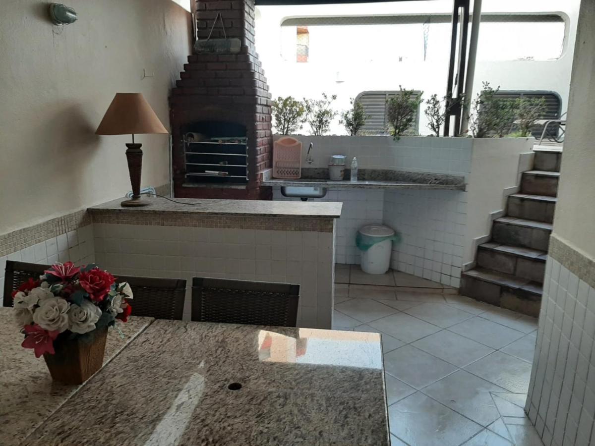 Cobertura De 3 Quartos Com Churrasqueira E Piscina Guaruja